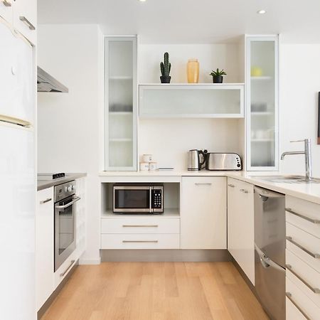 Sunny And Spacious - Moments From The Beach And Downtown Mount Maunganui Exterior photo